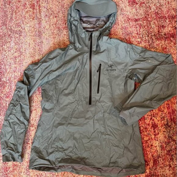 Arc’teryx Alpha SL GORETEX Anorak - Picture 3 of 4
